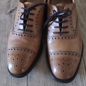 Church’s Men’s Leather Wingtip Oxford Dress Shoes light Brown 9